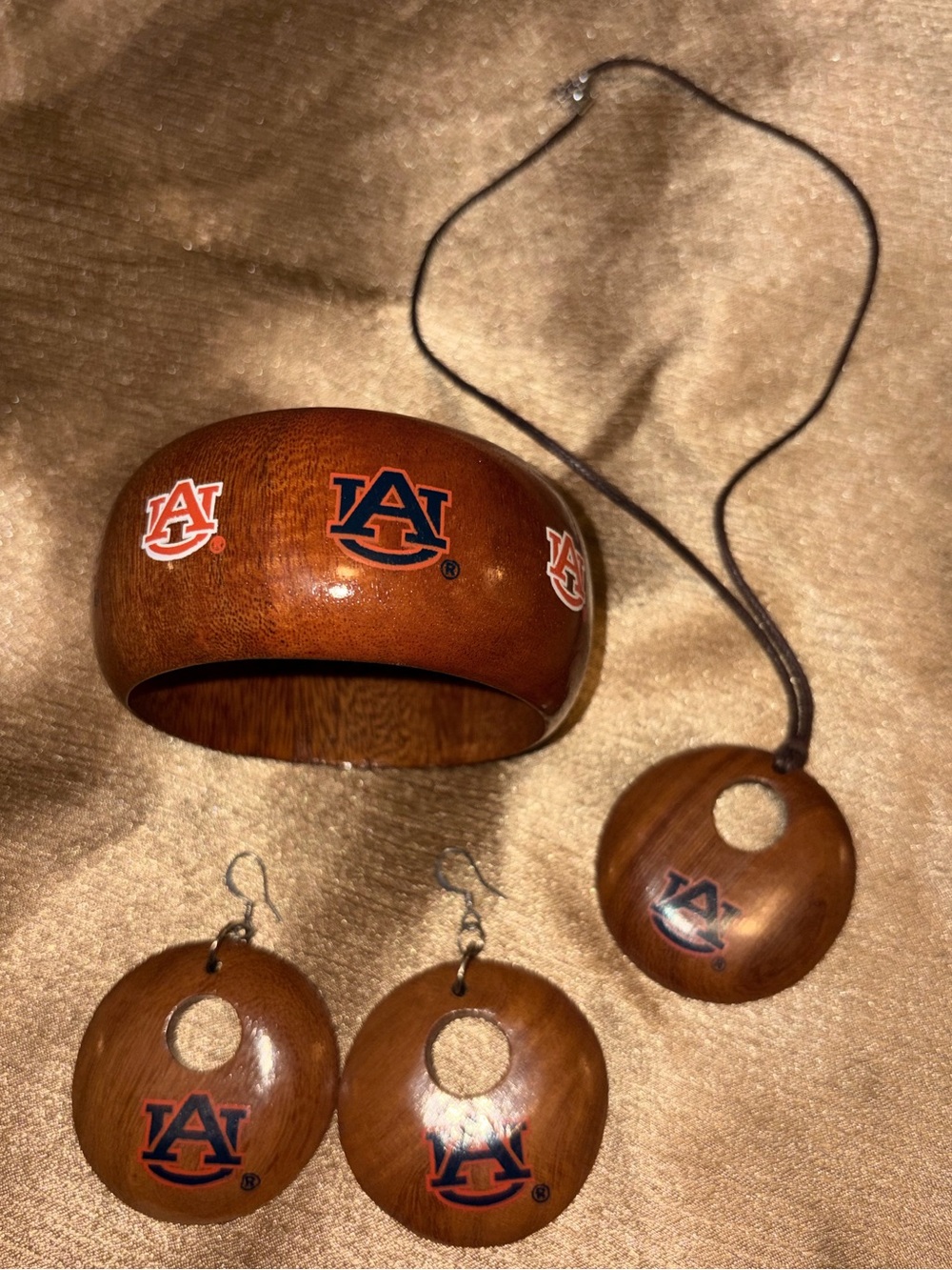 Auburn Wood Tone Bracelet, Necklace & Earring Set - Home Accents